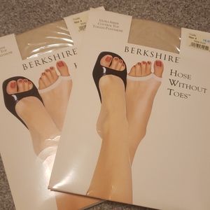 2 pair Berkshire hose without toes